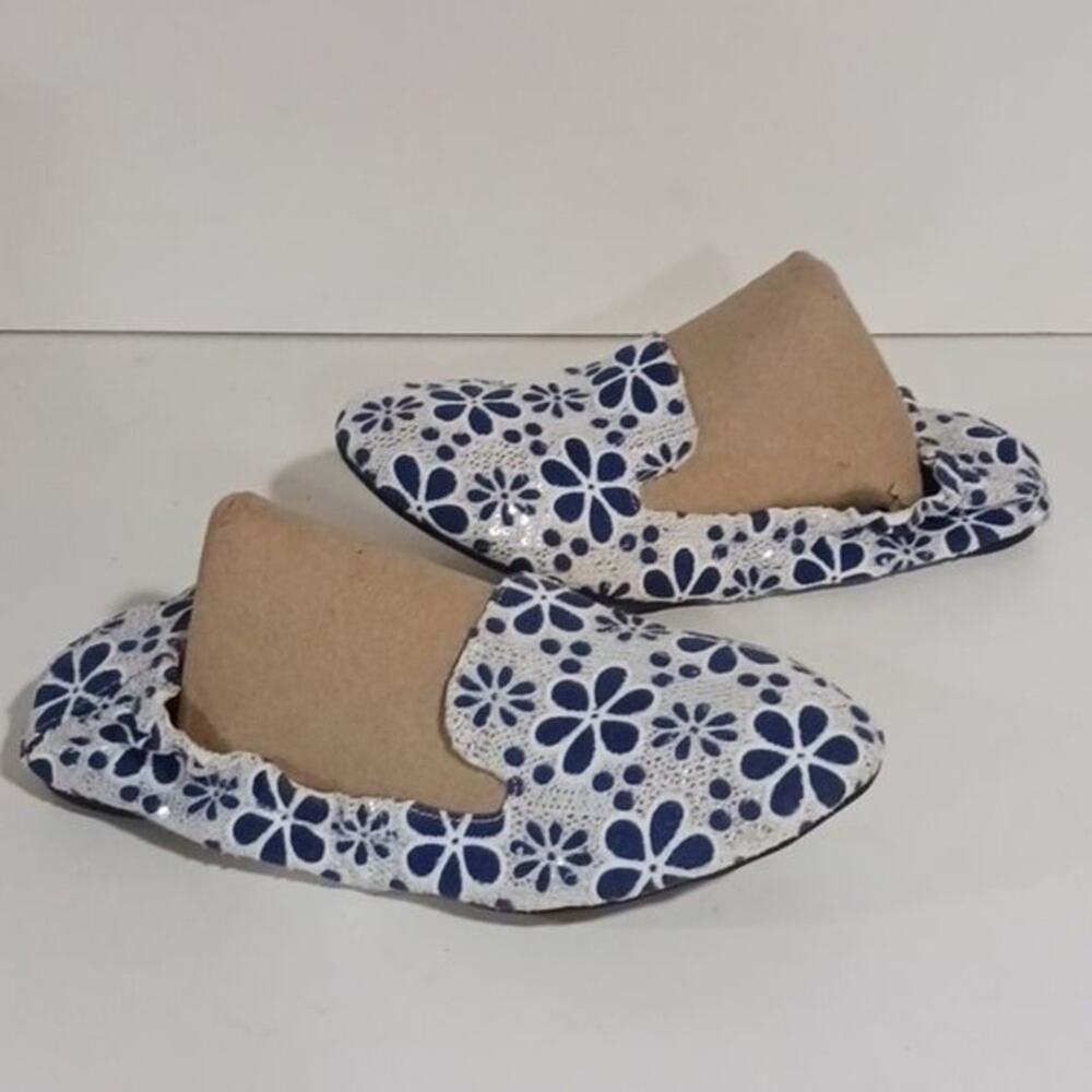 Cocorose London Blue and White Floral Eyelet Foldable shoes 38/39